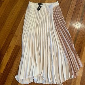 Express pleated midi skirt